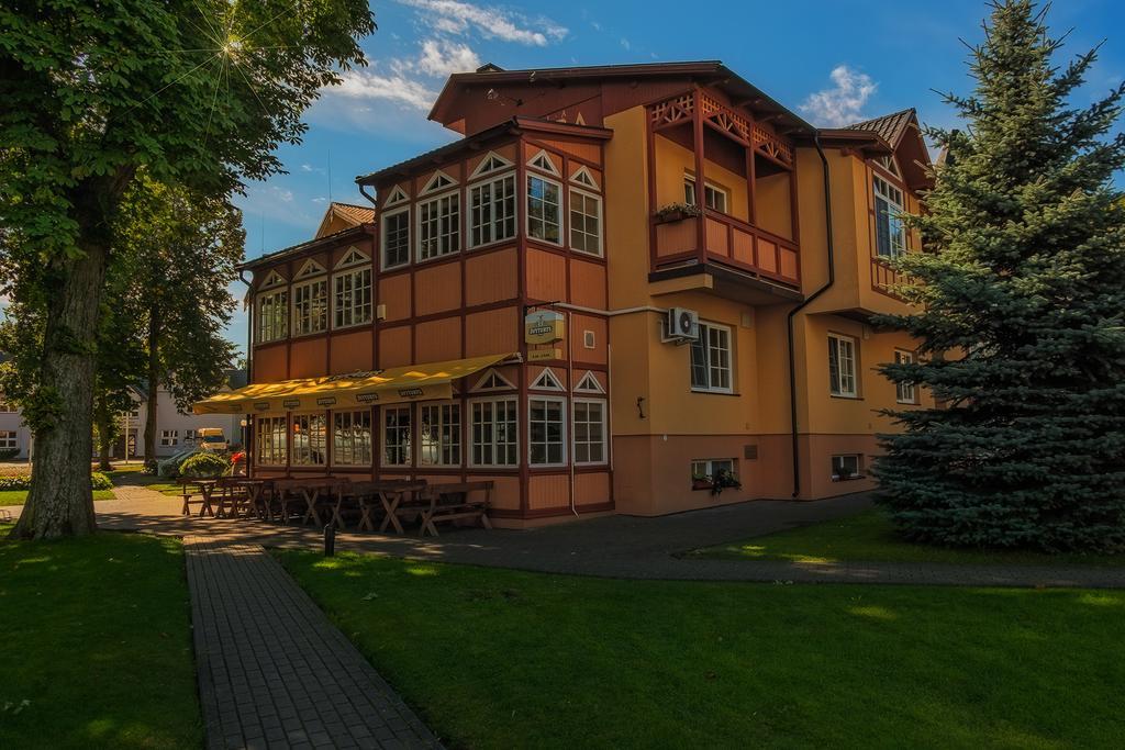 Juodkrantė Vila Flora מראה חיצוני תמונה